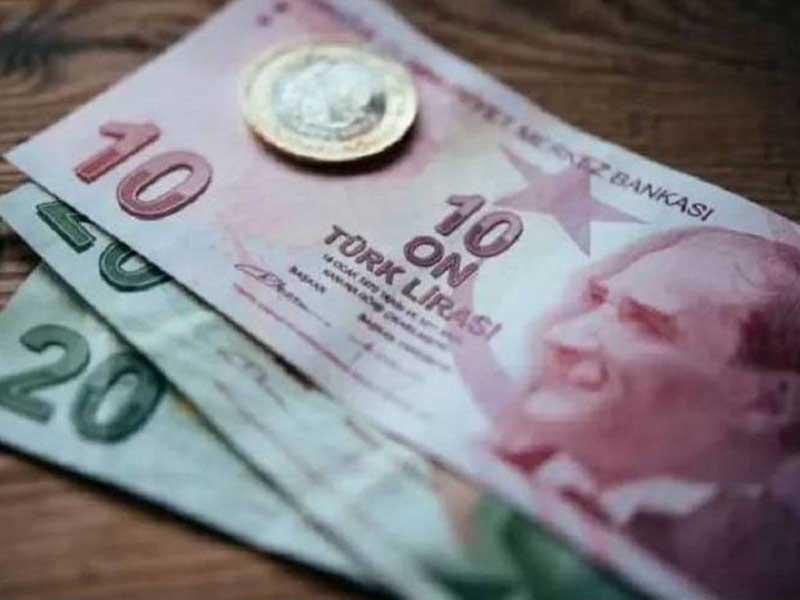  الليرة التركية تتراجع الى مستوى قياسي