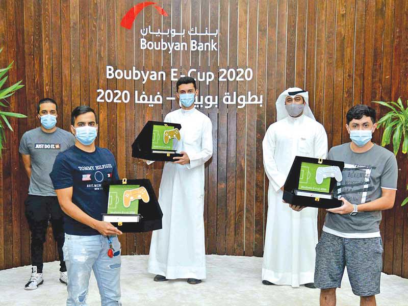 تكريم الفائزين بالبطولة 