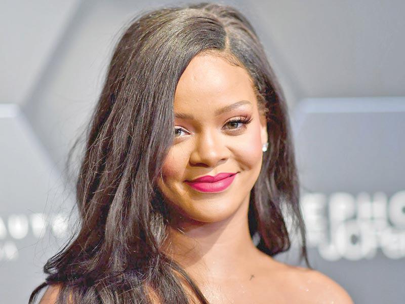 المغنية العالمية ​ريهانا