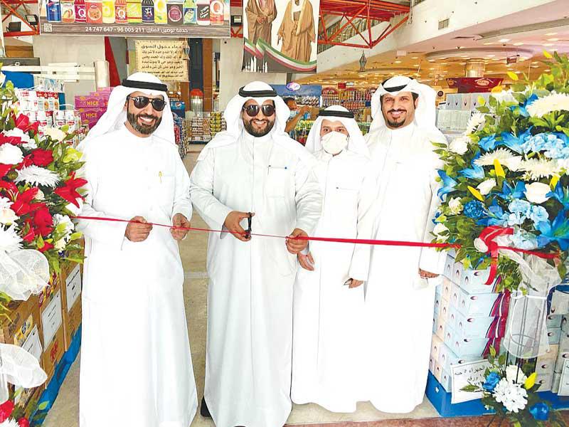 افتتاح «تخفيضات سبتمبر» في «تعاونية الجهراء» 