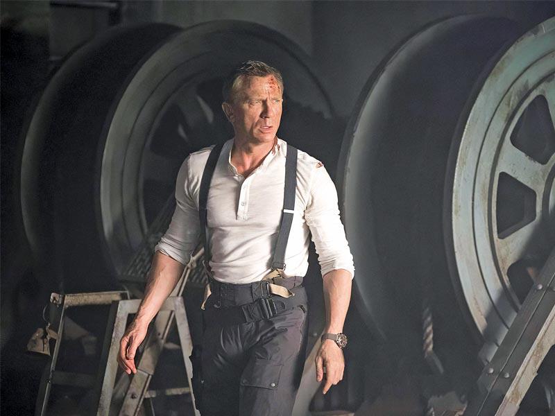 مشهد من فيلم جيمس بوند 