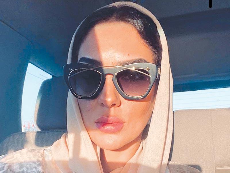 الفنانة المصرية مي فخري