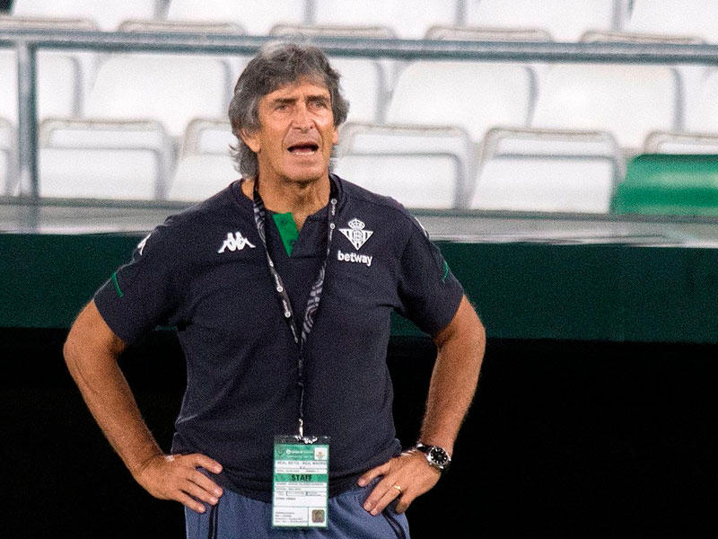 المدير الفني لريال بيتيس مانويل بيليغريني