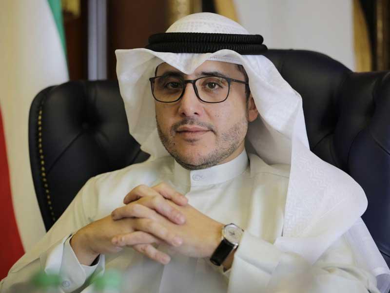 وزير الخارجية وزير الدفاع بالإنابة الشيخ د. أحمد الناصر 