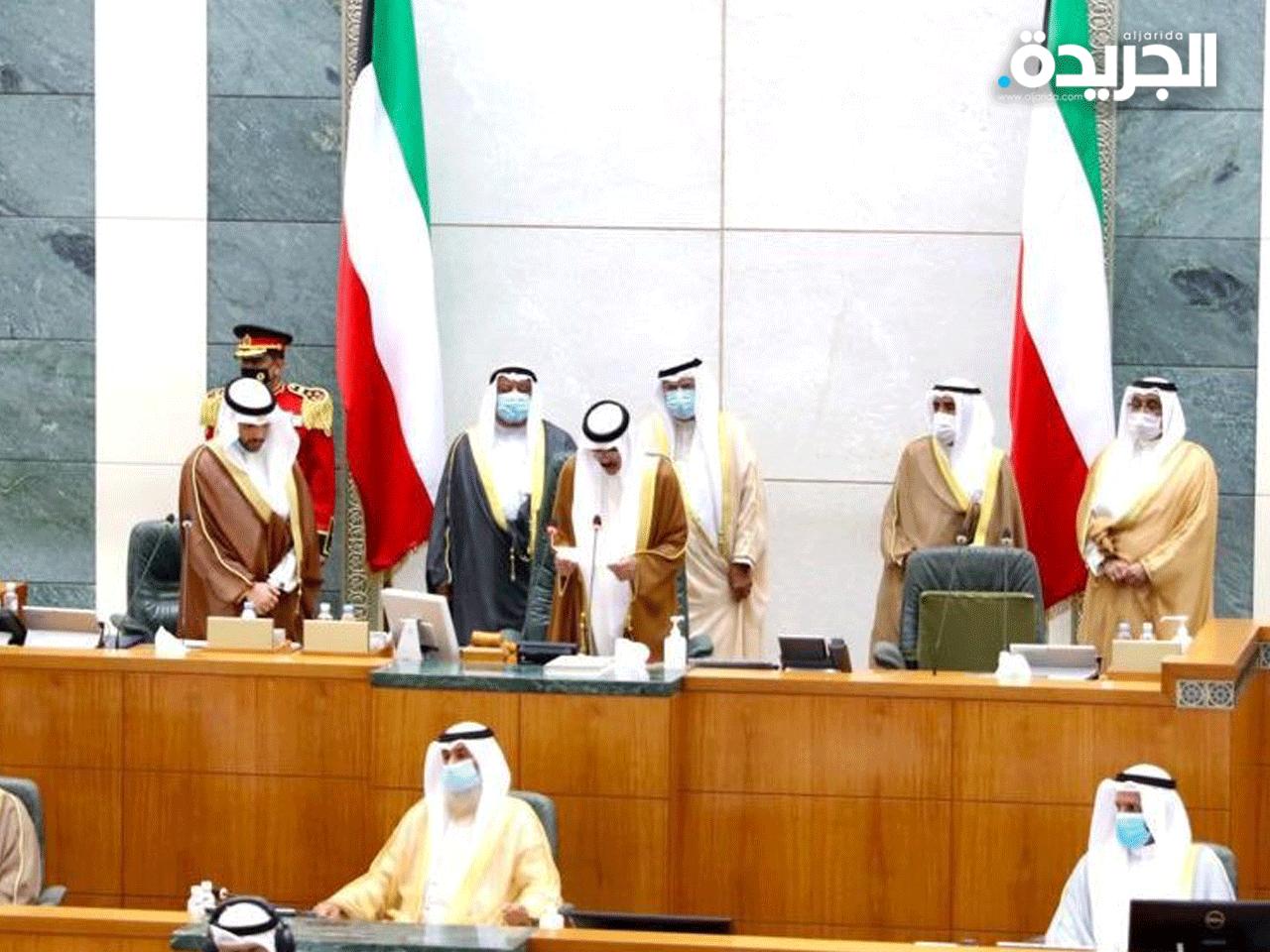 سمو أمير البلاد الشيخ نواف الأحمد الجابر الصباح يؤدي اليمين الدستورية