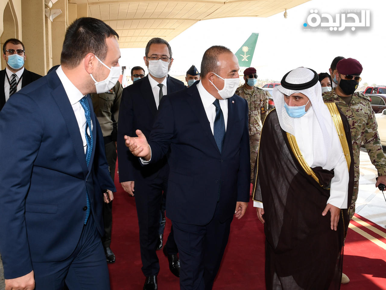  ممثل الرئيس التركي يصل إلى البلاد لتقديم واجب العزاء بالأمير الراحل 