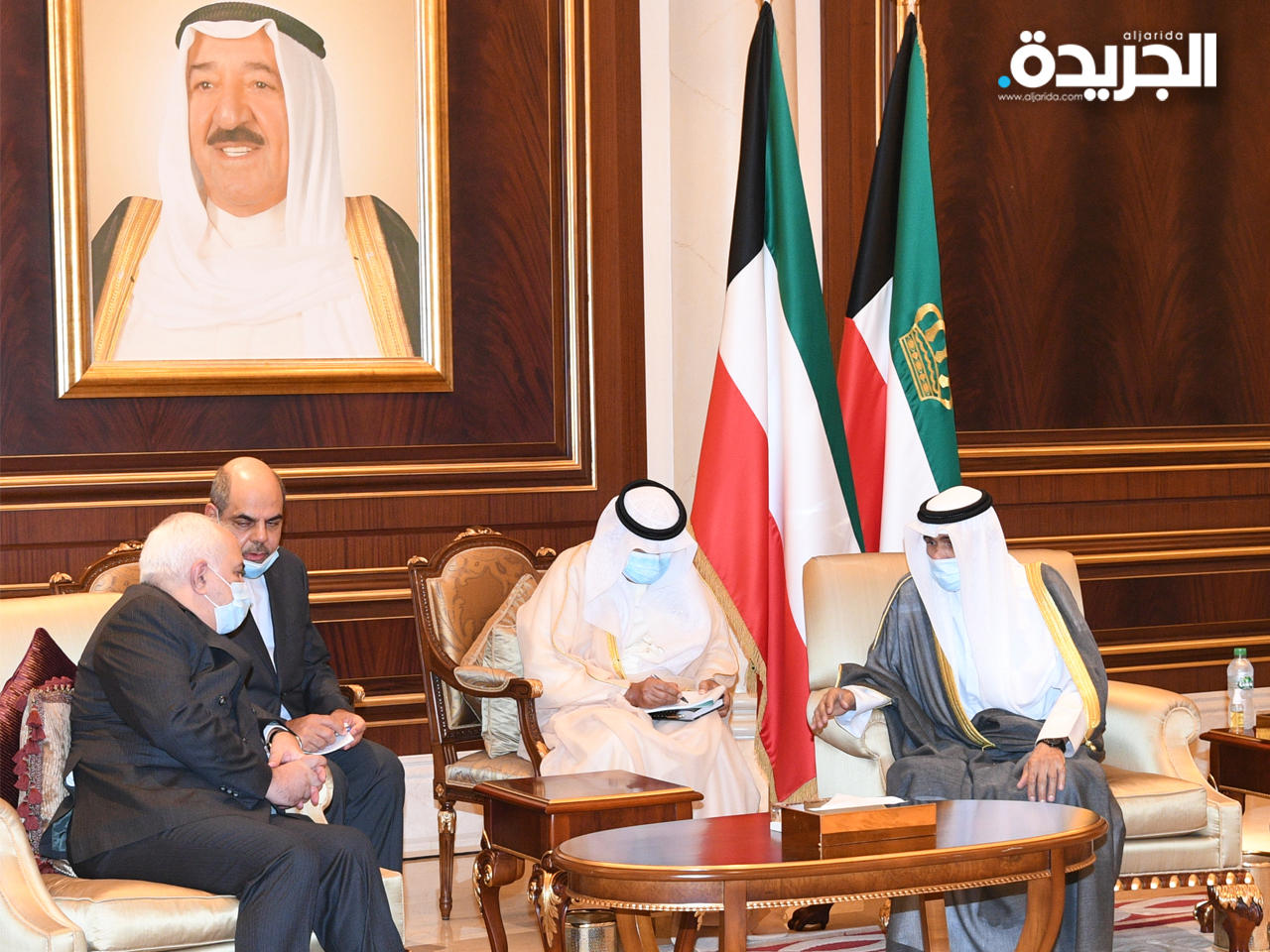 الأمير مستقبلاً وزير الخارجية الإيراني محمد جواد ظريف