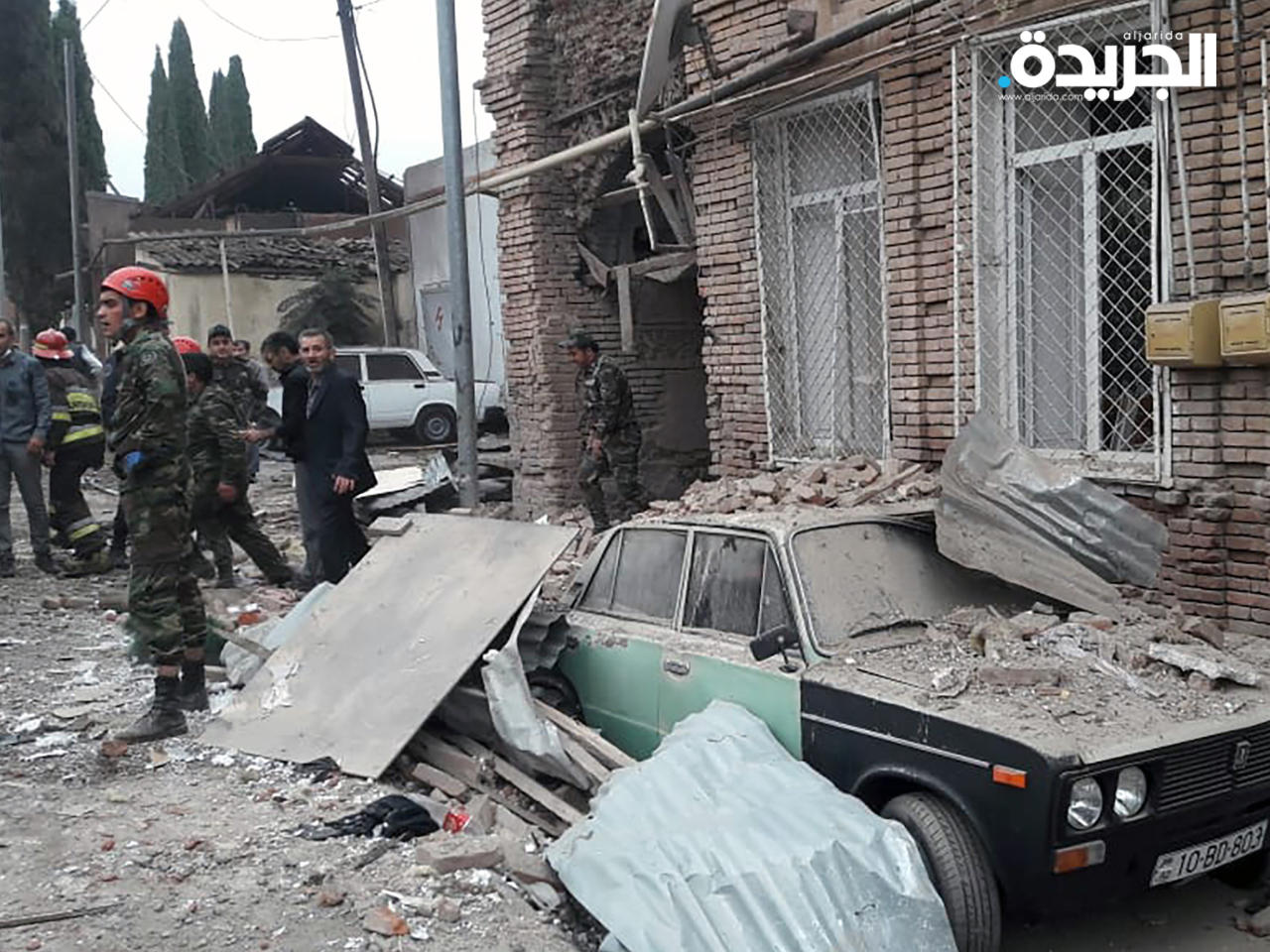 آثار القصف في مدينة غنجه