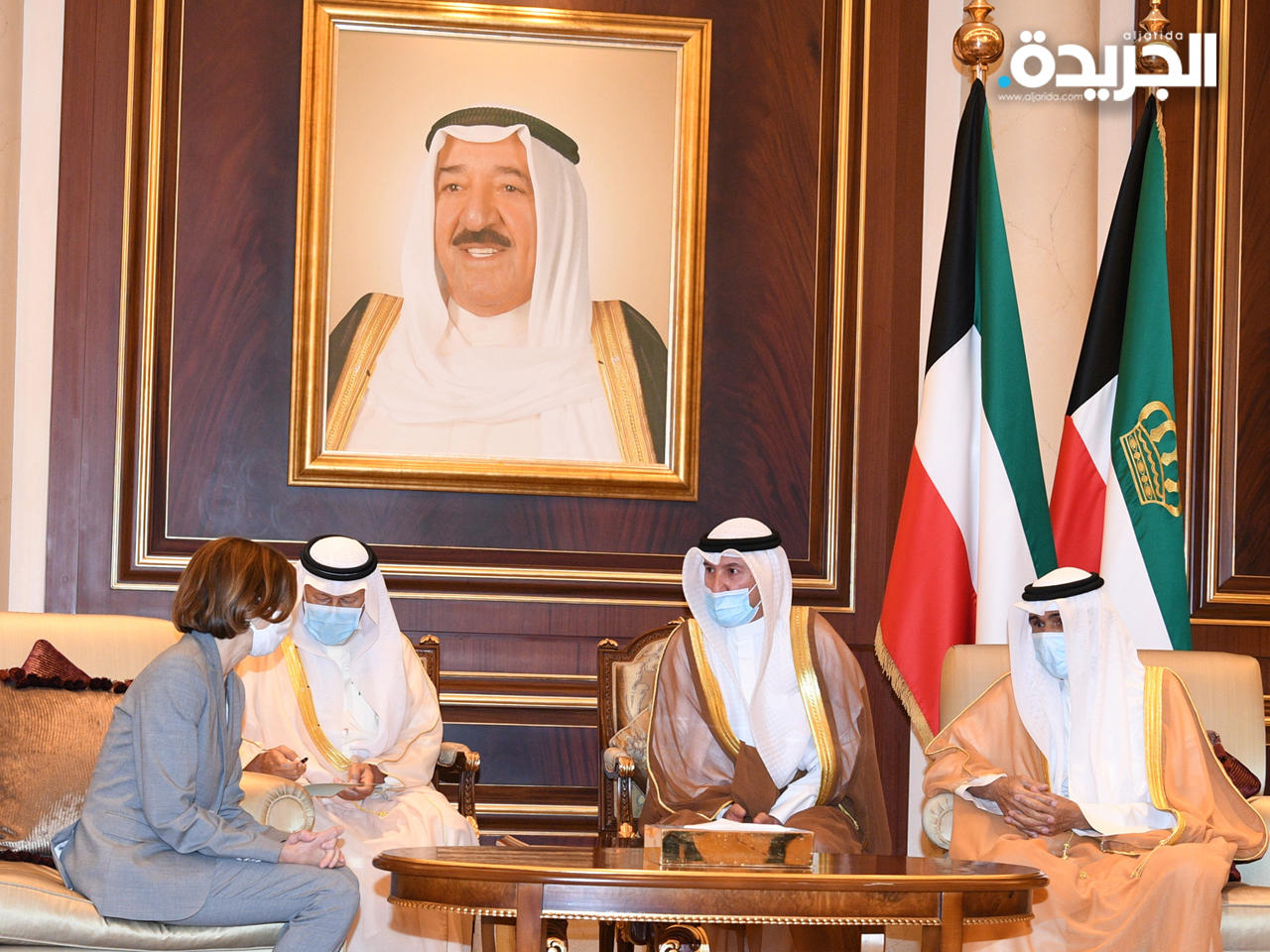 الأمير مستقبلاً وزير الدفاع الفرنسي فلورنس بارلي 