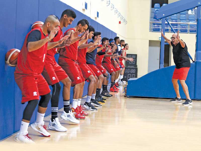 جانب من تدريبات المنتخب أمس الأول