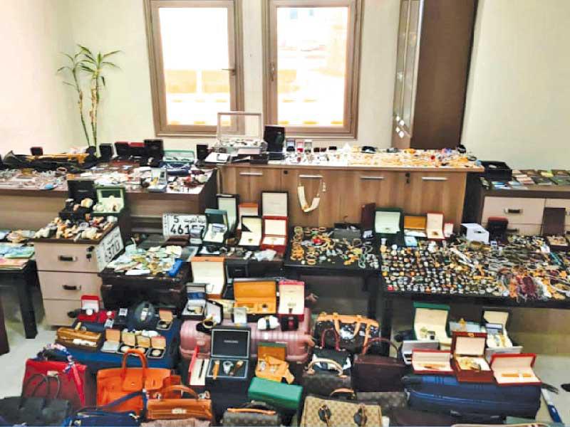 جانب من المسروقات الجديدة التي أرشد عنها المتهم