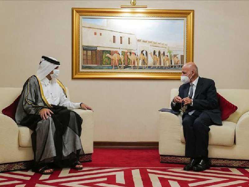 الرئيس الأفغاني أشرف غني خلال استقبال أمير قطر تميم بن حمد 