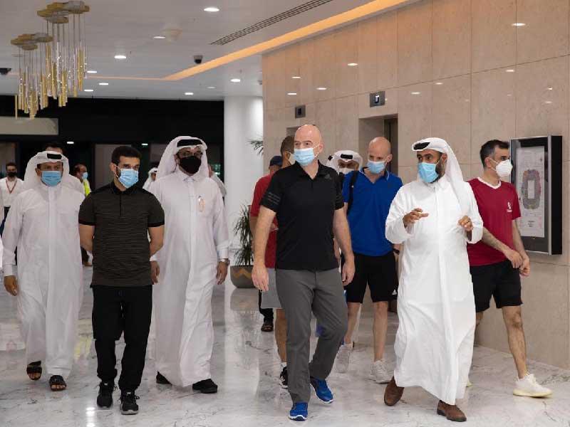 جياني إنفانتينو لدى وصوله إلى دولة قطر