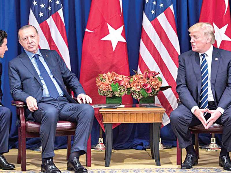 لقاء سابق جمع الرئيس الاميركي دونالد ترامب برئيس الوزراء التركي رجب طيب اردوغان