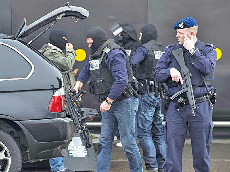  السلطات الهولندية