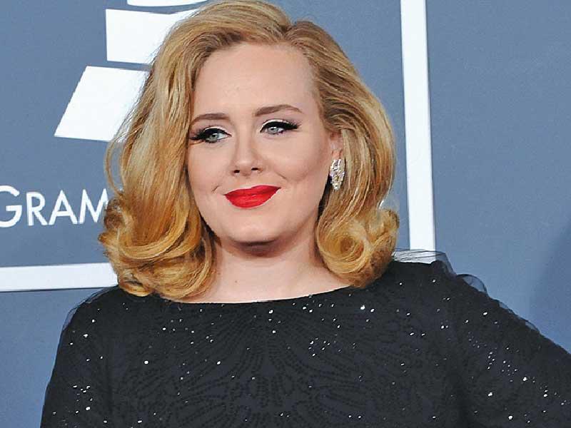 ​النجمة العالمية أديل​