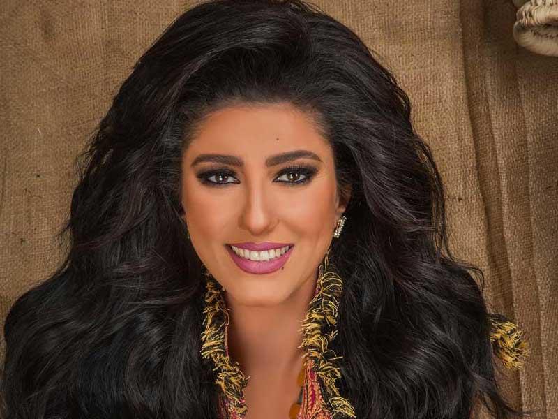 الفنانة حنان مطاوع