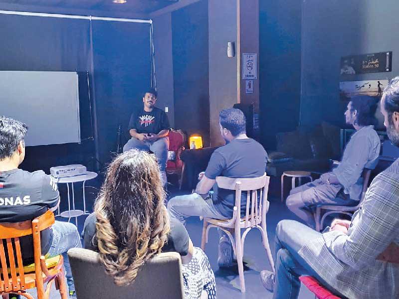 محمد الحملي أثناء الورشة