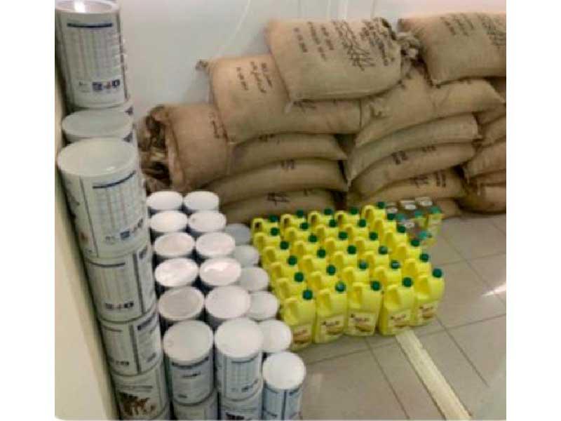 جانب من المواد التموينية المضبوطة