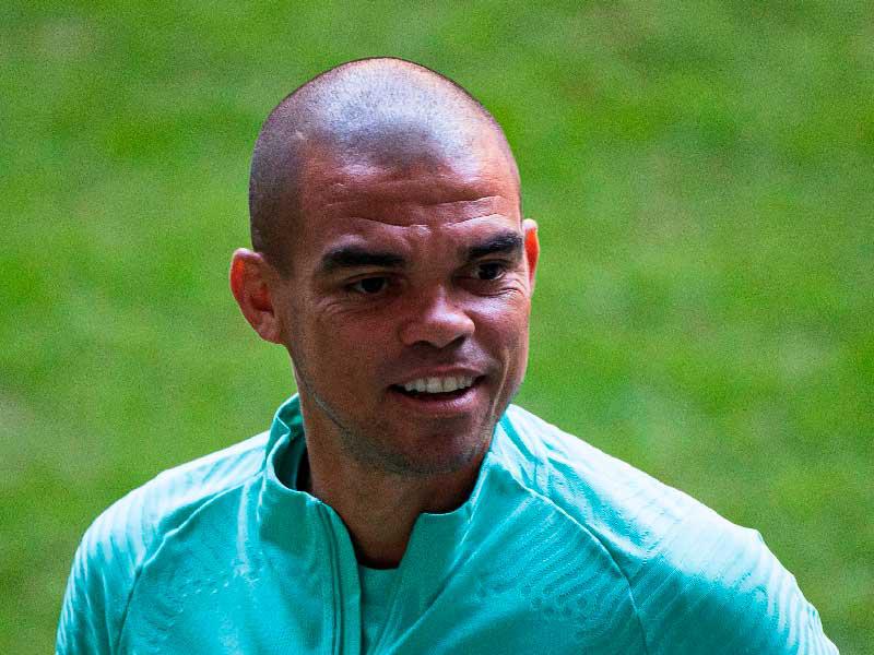 لاعب منتخب البرتغال المخضرم بيبي