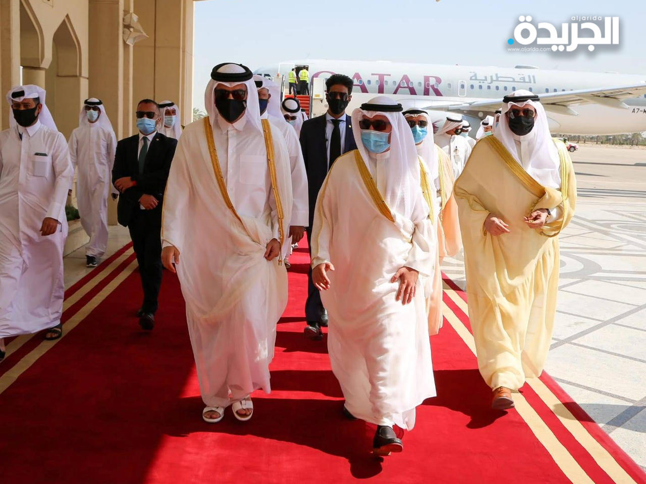 وزير الخارجية يستقبل نائب رئيس الوزراء القطري