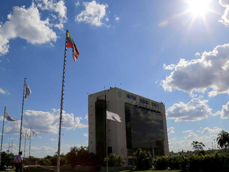 المبنى الرئيسي للكونميبول