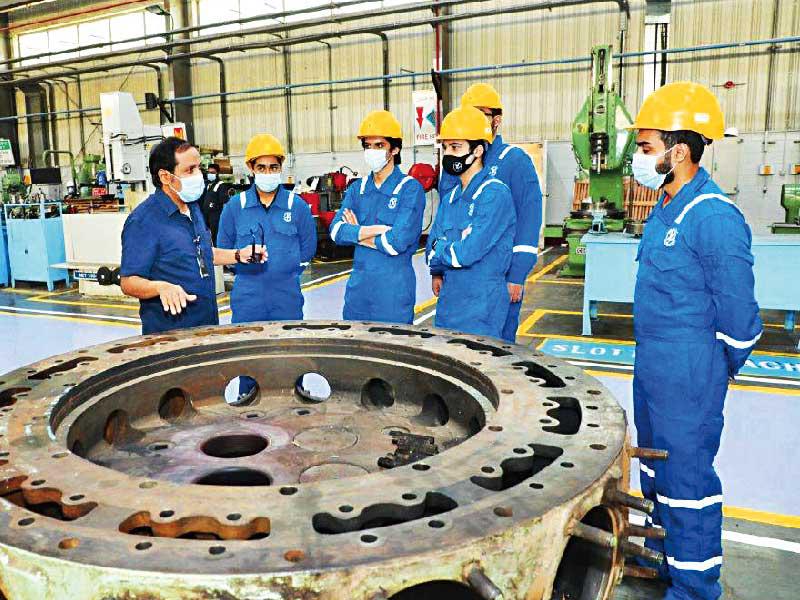 جانب من الجولة