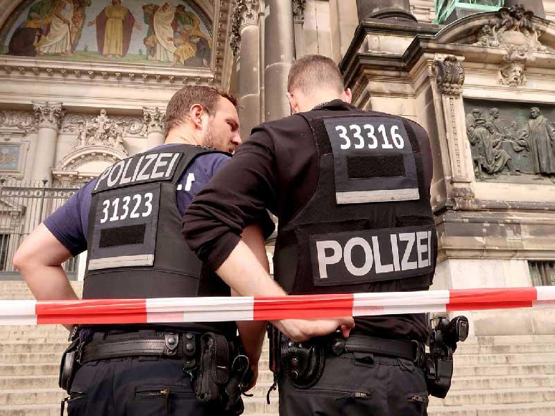 برلين تصنف 91 عائداً من سورية والعراق «خطيرين»