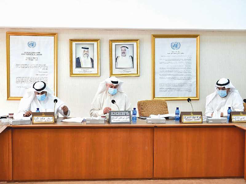 «الموارد البشرية» في اجتماعها أمس