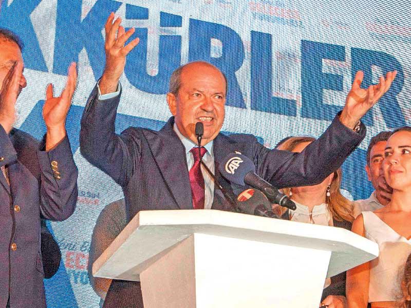 المرشّح القومي أرسين تتار يفوز برئاسة شمال قبرص 