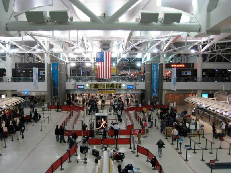 متضررون من حظر السفر الثالث يترقبون الانتخابات