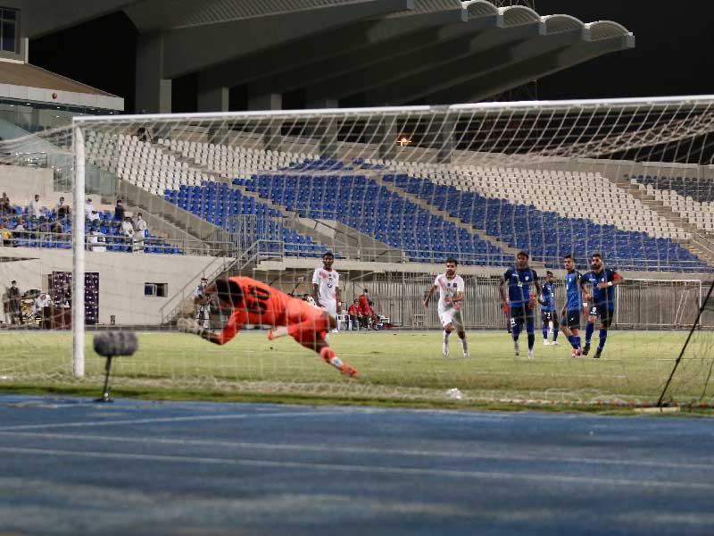 هدف عبدالله البريكي يعانق الشباك   (تصوير جورج رجي)