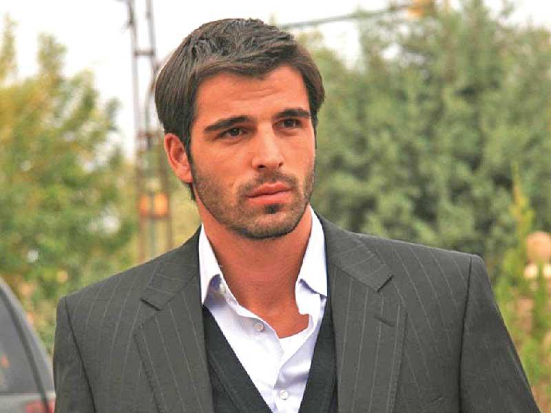 الممثل التركي ​محمد ألاكورت