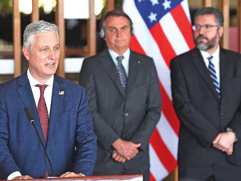 الرئيس البرازيلي جايير بولسونارو يدعم نظيره الاميركي دونالد ترامب في سباقه الانتخابي