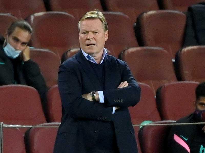 المدير الفني لبرشلونة الإسباني الهولندي رونالد كومان