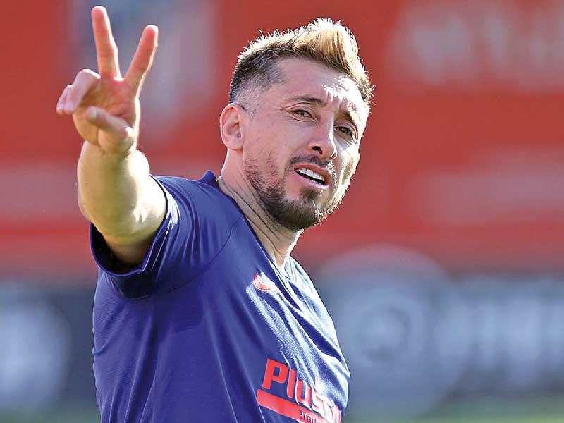 لاعب وسط أتلتيكو مدريد هيكتور هيريرا