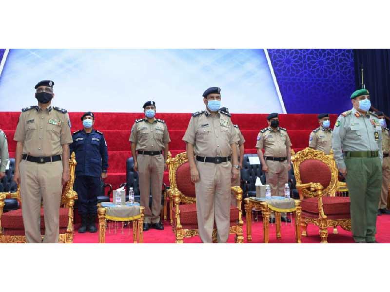 النهام والرفاعي وقيادات الداخلية والحرس في حفل التخريج في أكاديمية سعد العبدالله