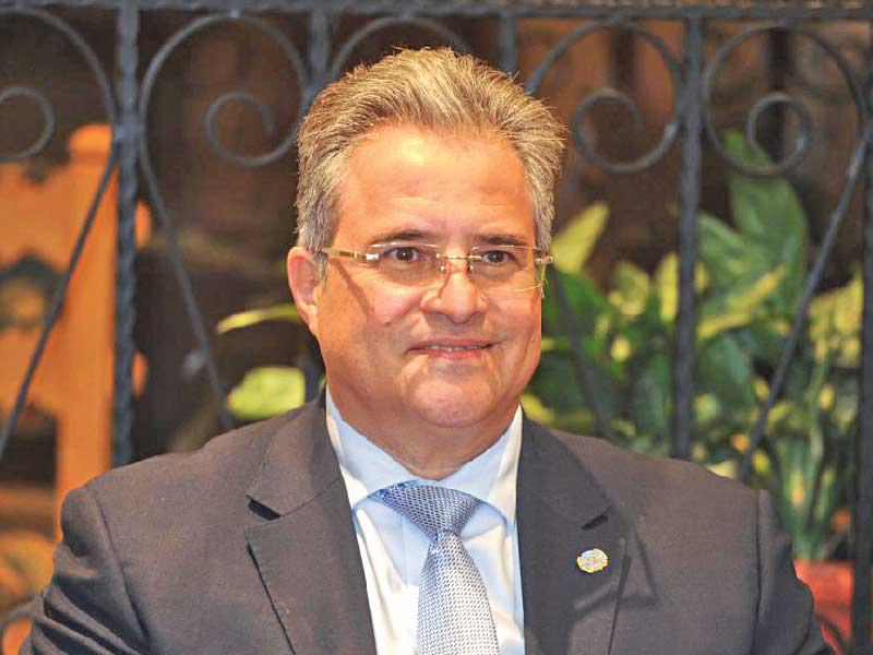 ممثل الأمين العام للأمم المتحدة والمنسق المقيم لدى الكويت د. طارق الشيخ