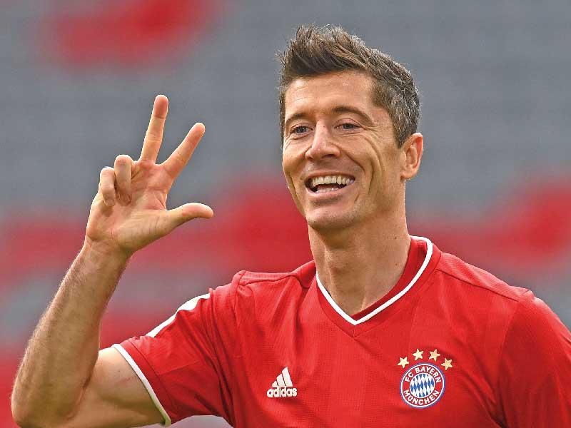 النجم البولندي روبرت ليفاندوفسكي 