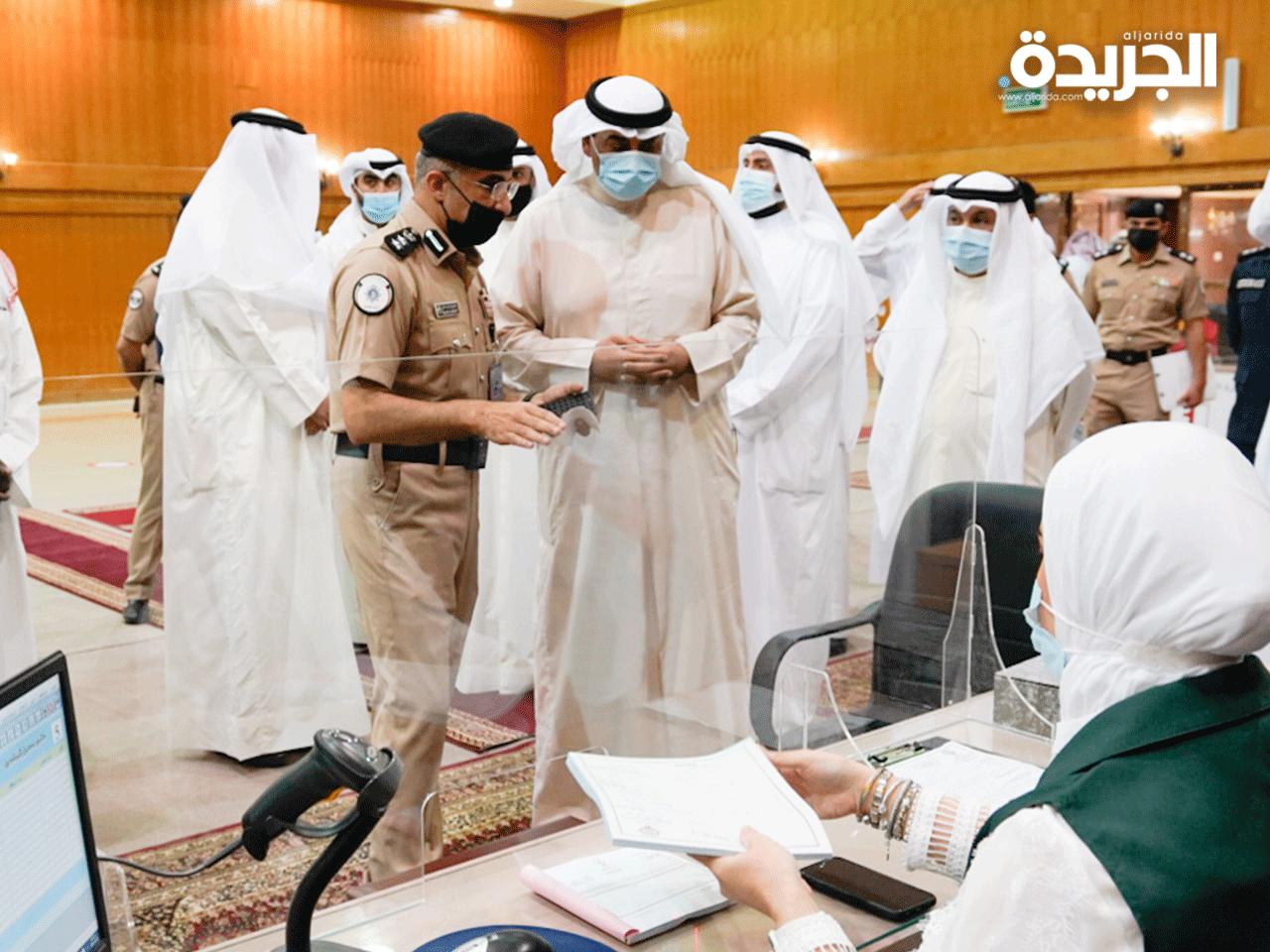 سمو الشيخ صباح الخالد متفقداً مقر تسجيل المرشحين
