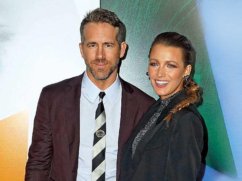 النجمان رايان رينولدز​ و​بليك ليفلي​