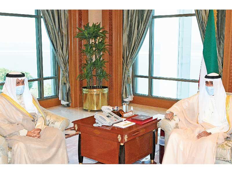 الأمير مستقبلاً المبارك أمس