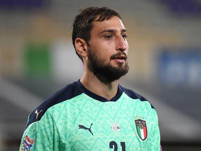 حارسه نادي ميلان جانلويجي دوناروما 