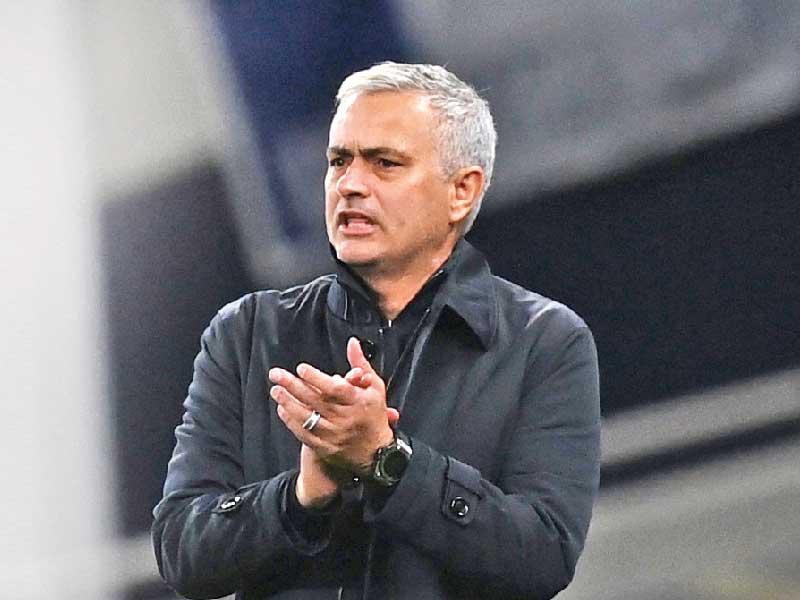 جوزيه مورينيو المدير الفني لتوتنهام