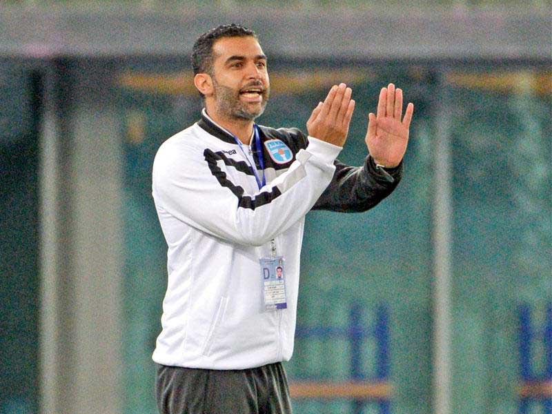 المدير الفني لفريق الصليبيخات لكرة القدم ناصر العمران