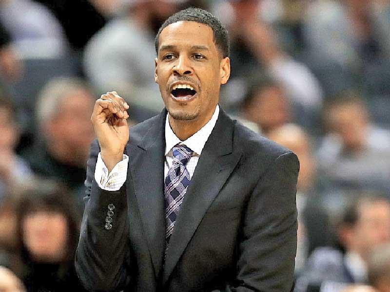 ستيفن سيلاس المدرب المساعد السابق لدالاس مافريكس