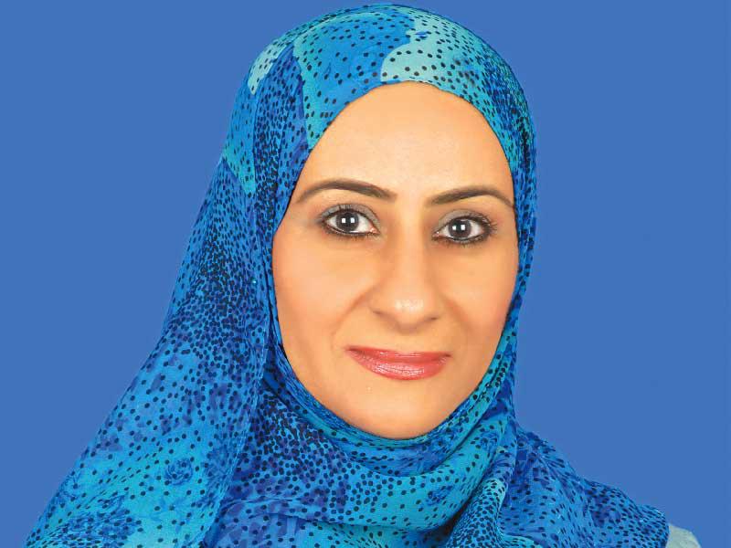 الدكتورة عزيزة الطائي