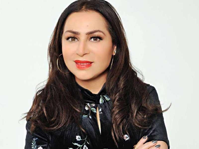 الفنانة زهرة الخرجي