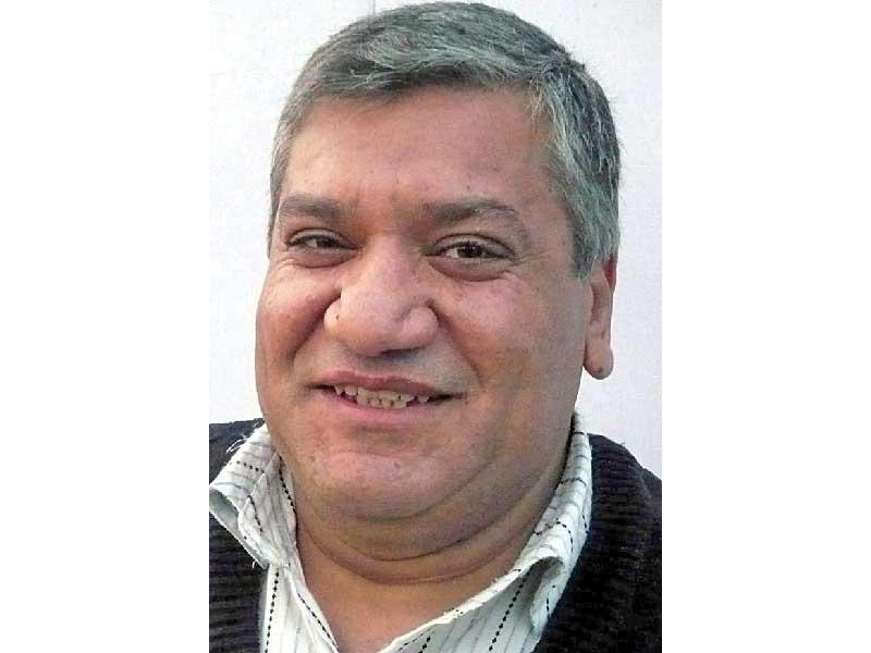 الأديب أحمد شلتوت