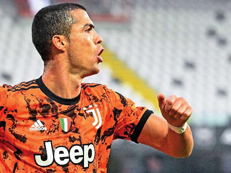 النجم  البرتغالي كريستيانو رونالدو
